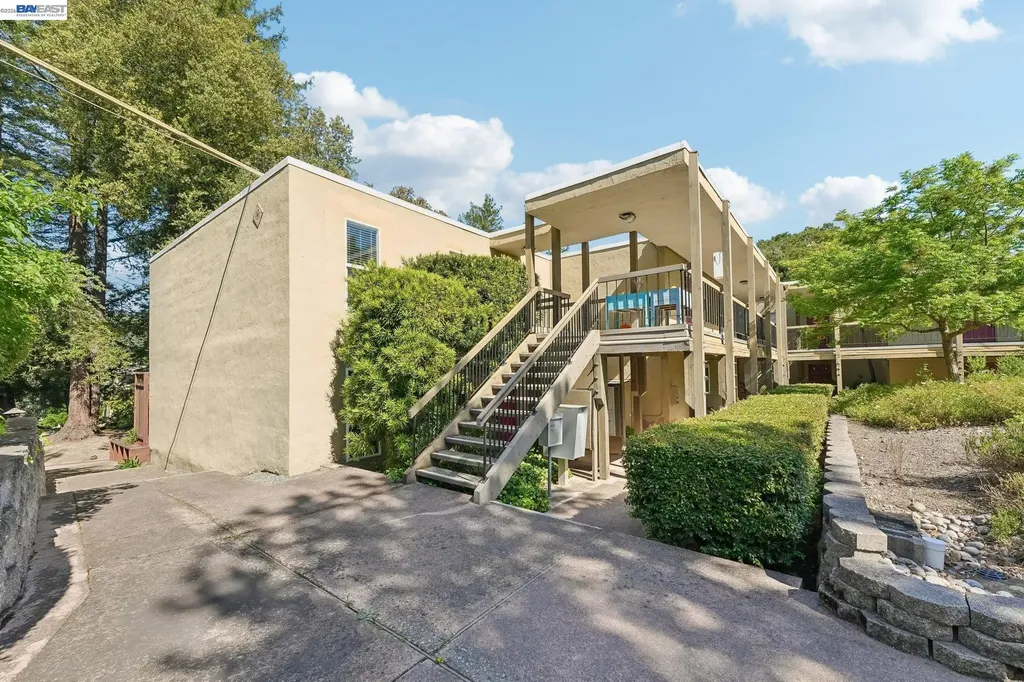 651 Moraga Road Moraga CA 94556