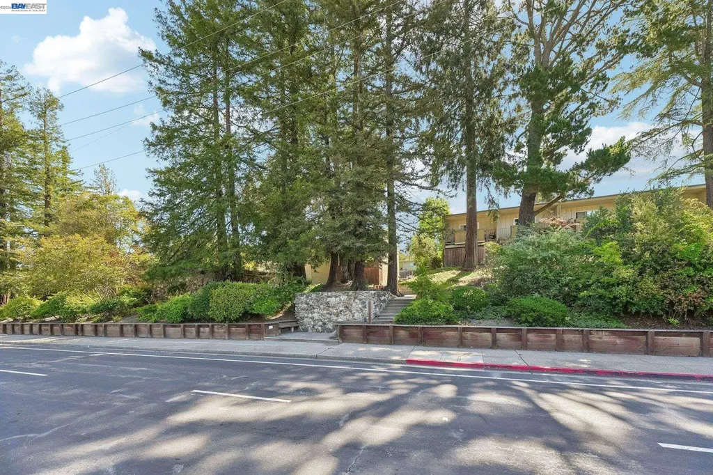 651 Moraga Road Moraga CA 94556