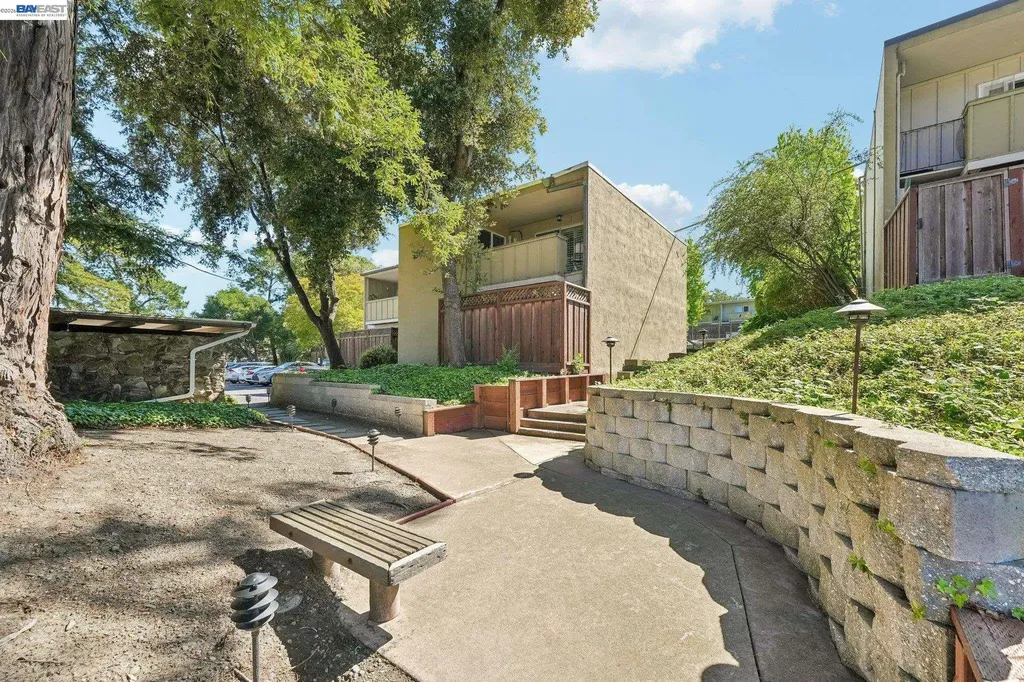 651 Moraga Road Moraga CA 94556