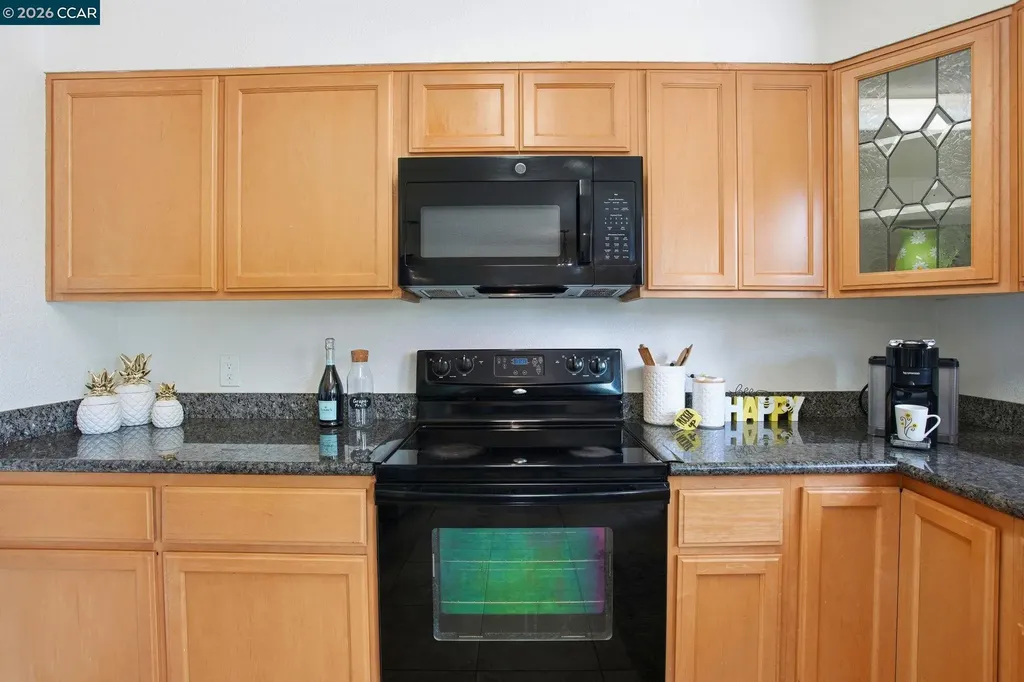 142 Plymouth Court Vacaville CA 95687
