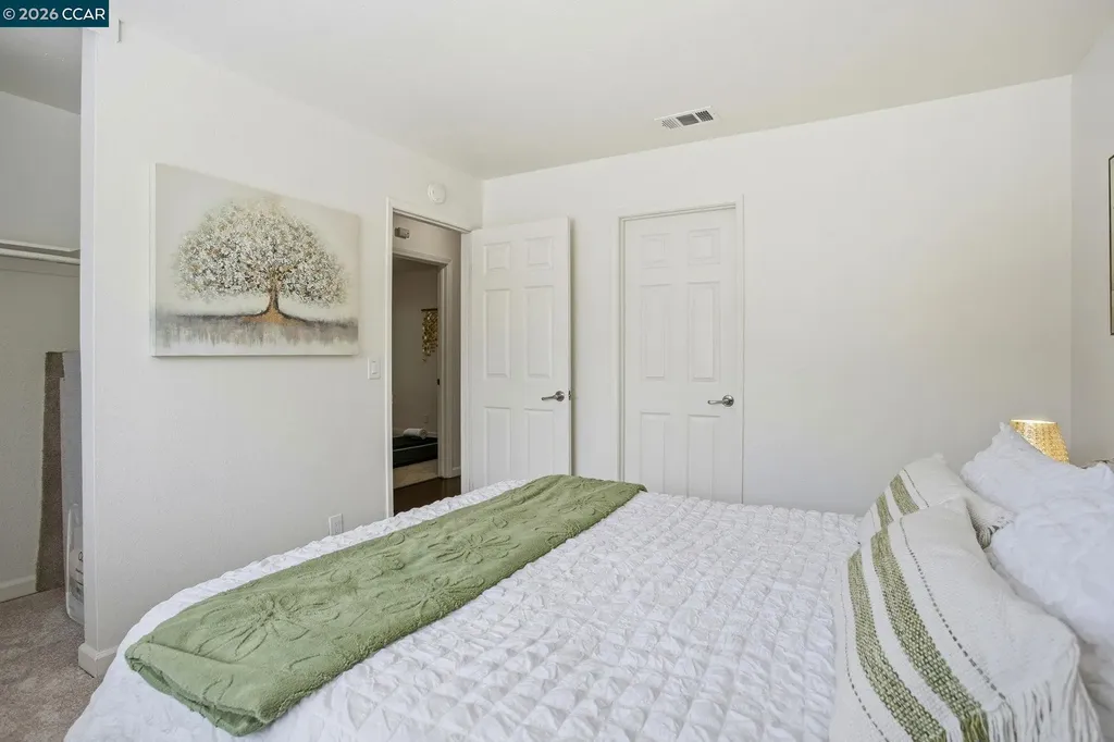 142 Plymouth Court Vacaville CA 95687