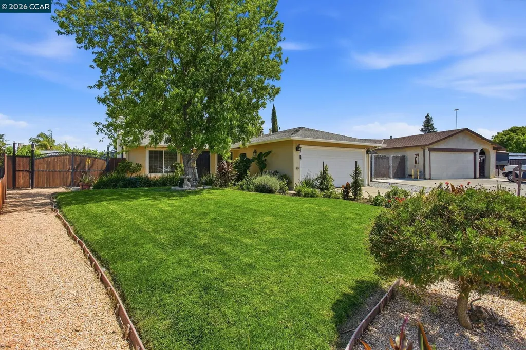 142 Plymouth Court Vacaville CA 95687