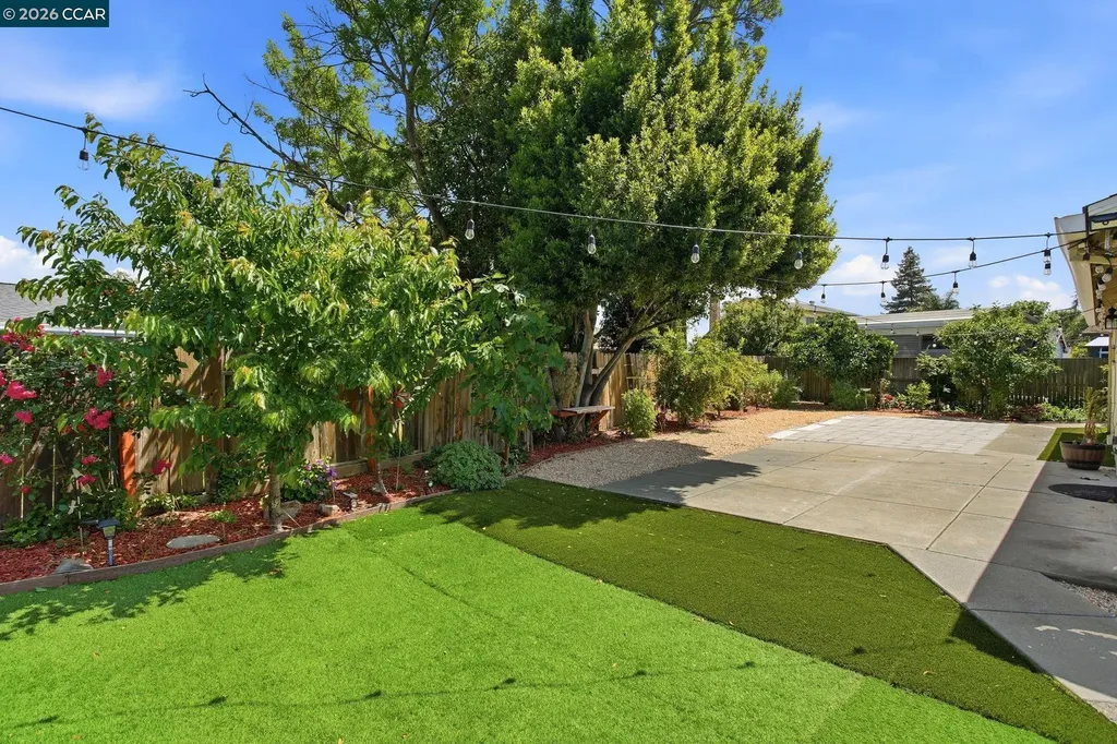 142 Plymouth Court Vacaville CA 95687