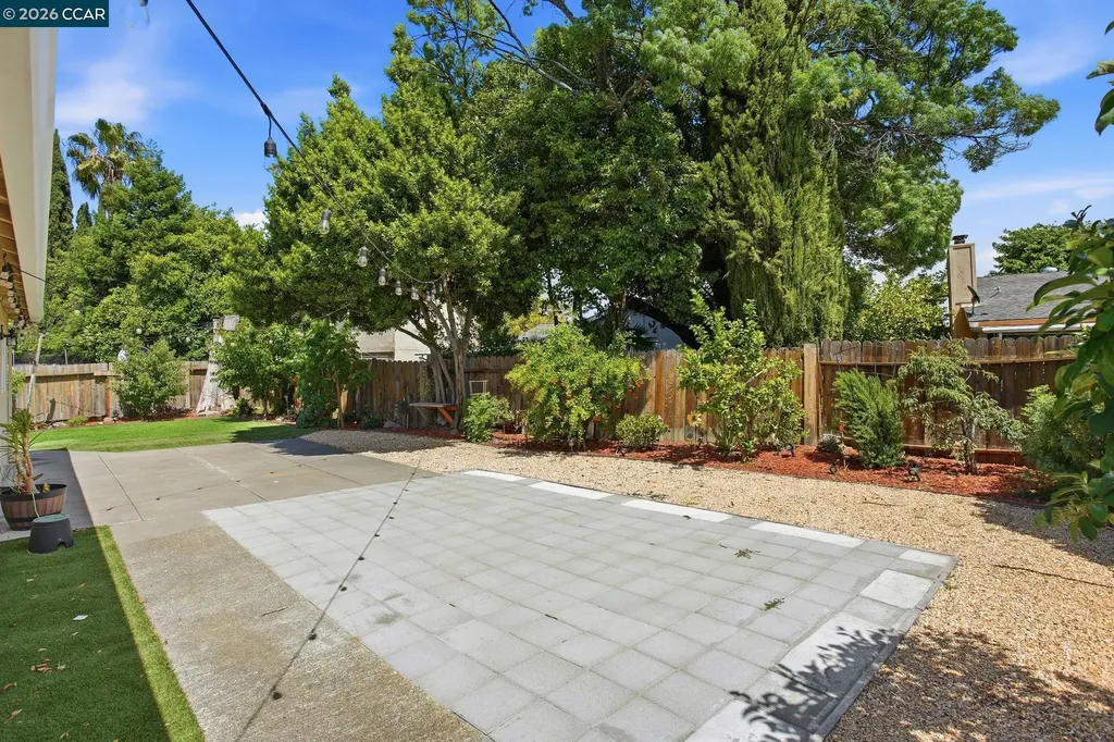 142 Plymouth Court Vacaville CA 95687
