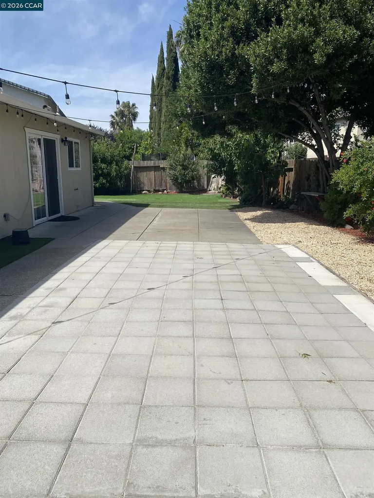 142 Plymouth Court Vacaville CA 95687