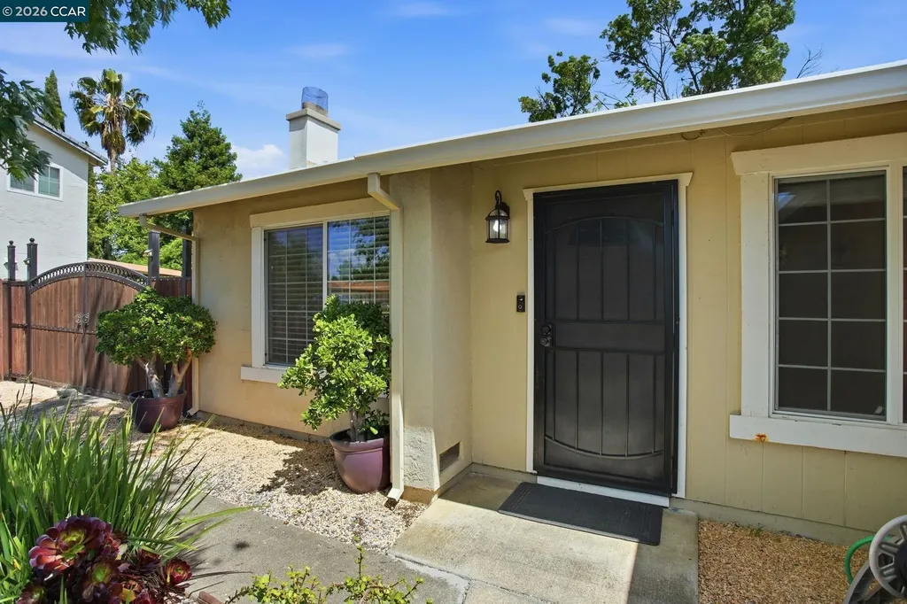 142 Plymouth Court Vacaville CA 95687