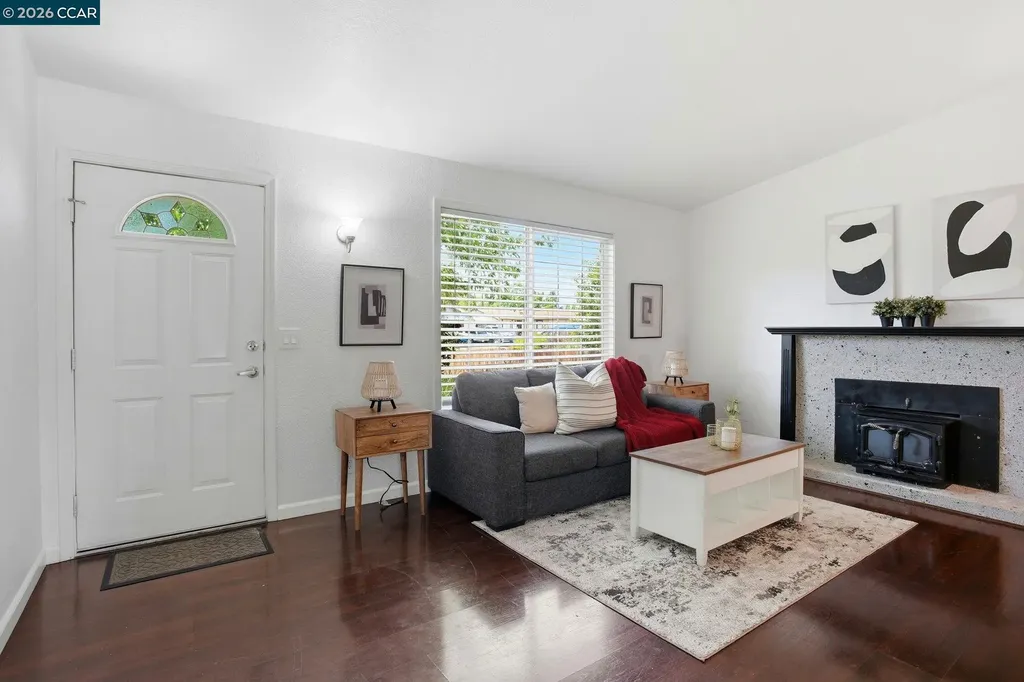 142 Plymouth Court Vacaville CA 95687