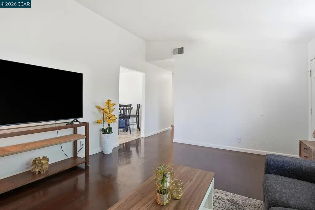 142 Plymouth Court Vacaville CA 95687