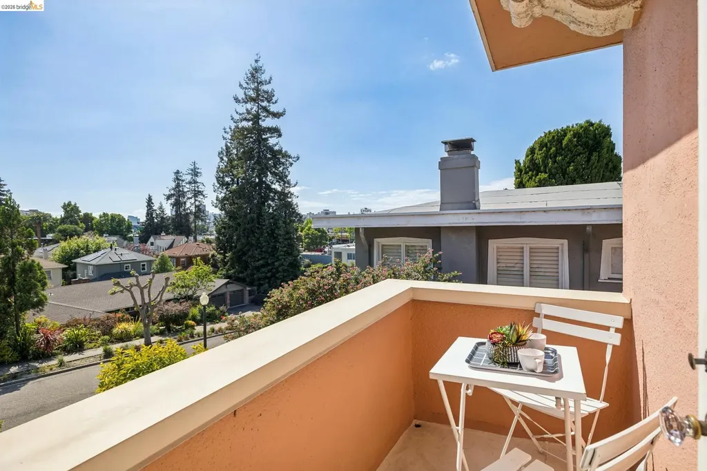 630 Longridge Road Oakland CA 94610