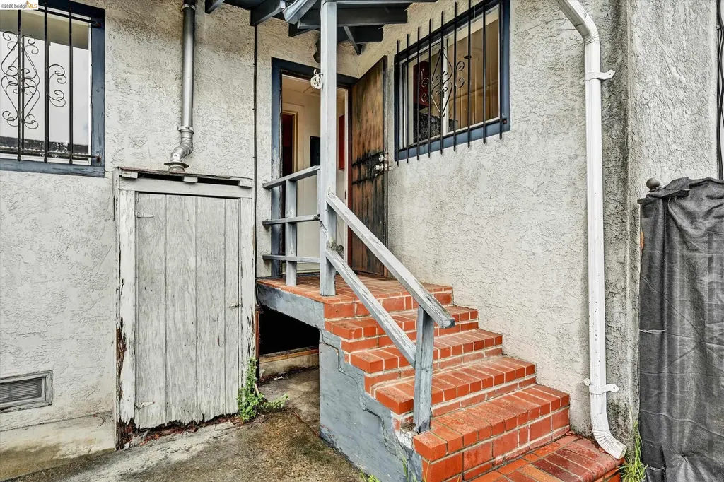 1437 56th Avenue Oakland CA 94621