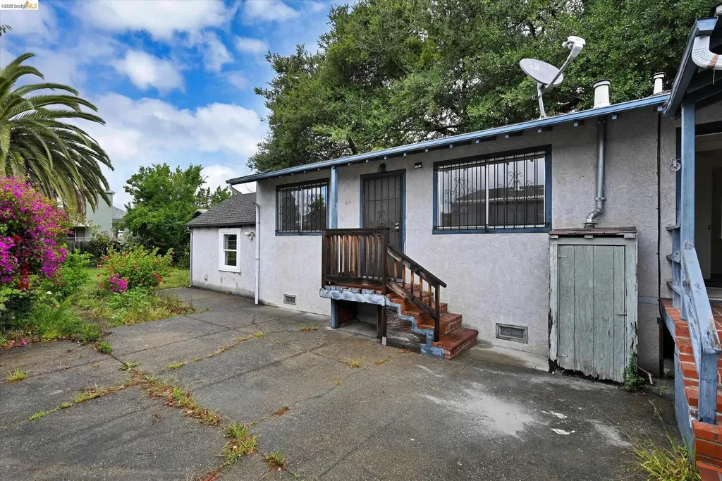 1437 56th Avenue Oakland CA 94621