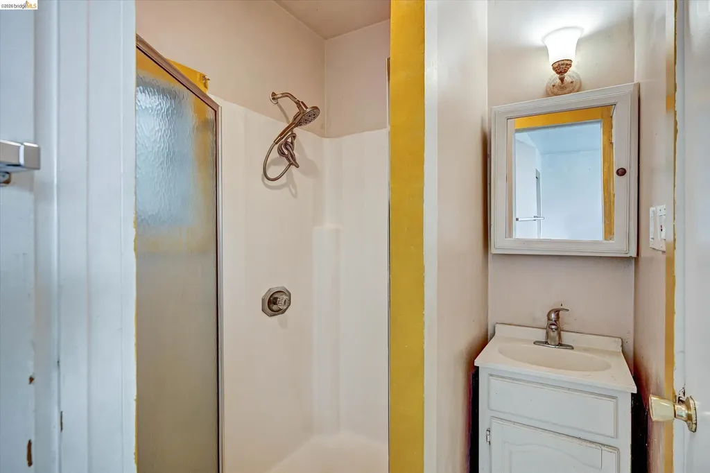 1437 56th Avenue Oakland CA 94621