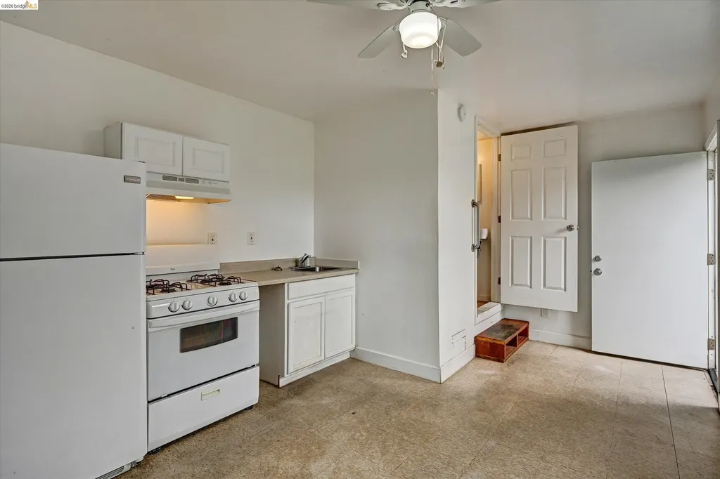 1437 56th Avenue Oakland CA 94621
