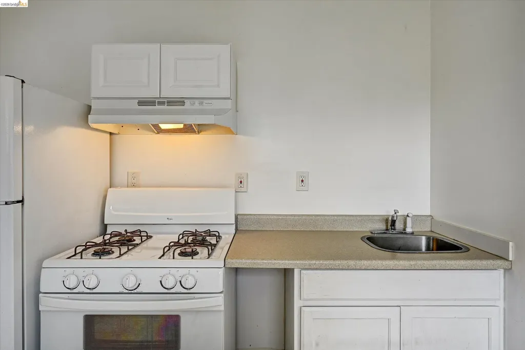 1437 56th Avenue Oakland CA 94621