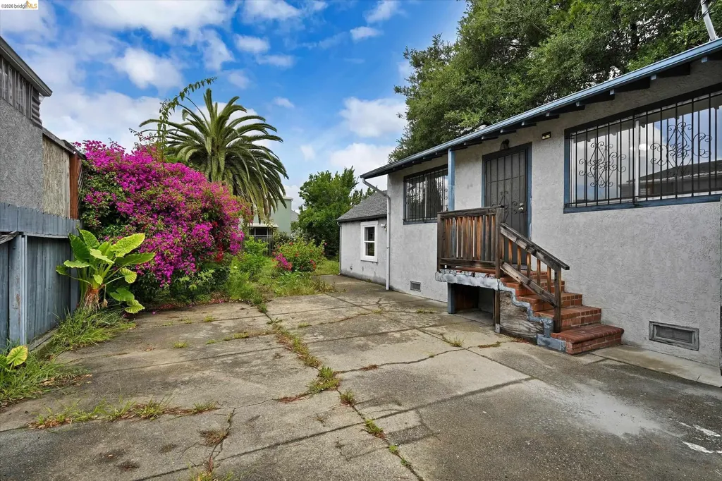 1437 56th Avenue Oakland CA 94621