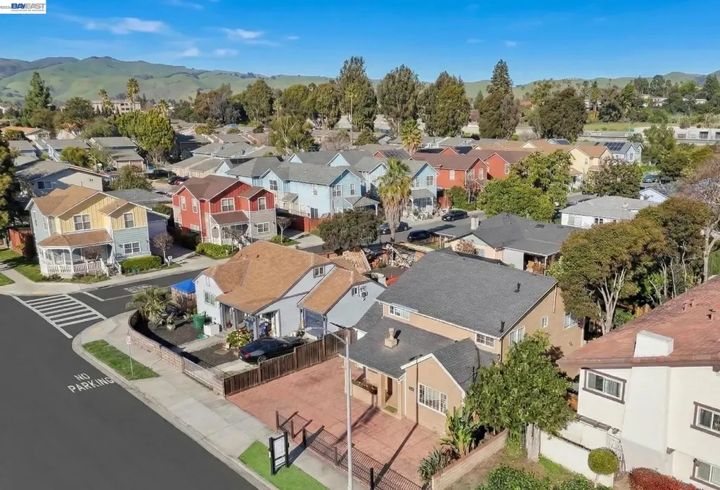41330 Roberts Avenue Fremont CA 94538