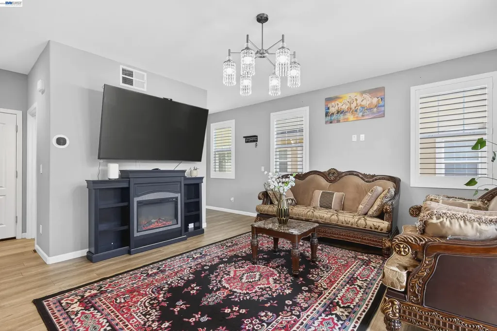 431 Colina Way El Sobrante CA 94803