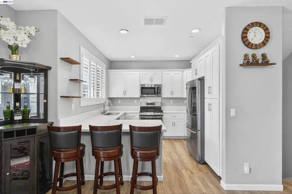 431 Colina Way El Sobrante CA 94803