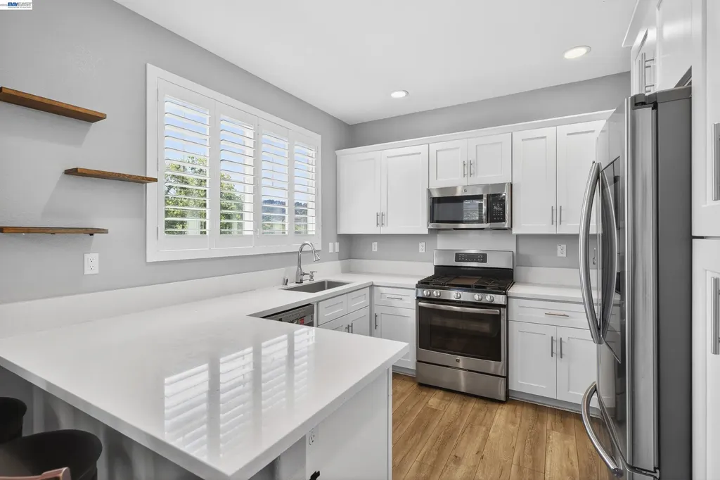 431 Colina Way El Sobrante CA 94803