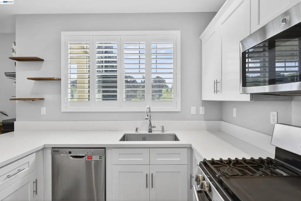 431 Colina Way El Sobrante CA 94803