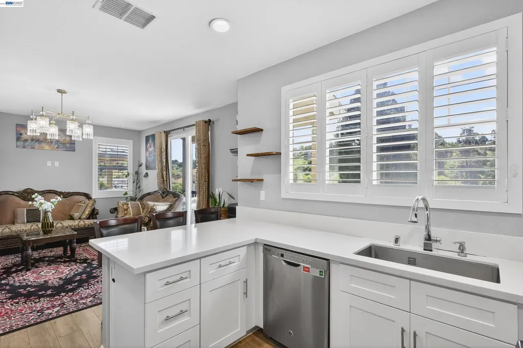 431 Colina Way El Sobrante CA 94803