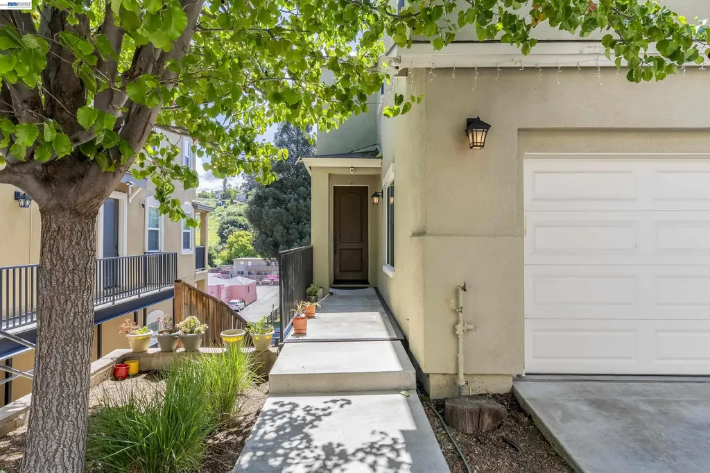 431 Colina Way El Sobrante CA 94803