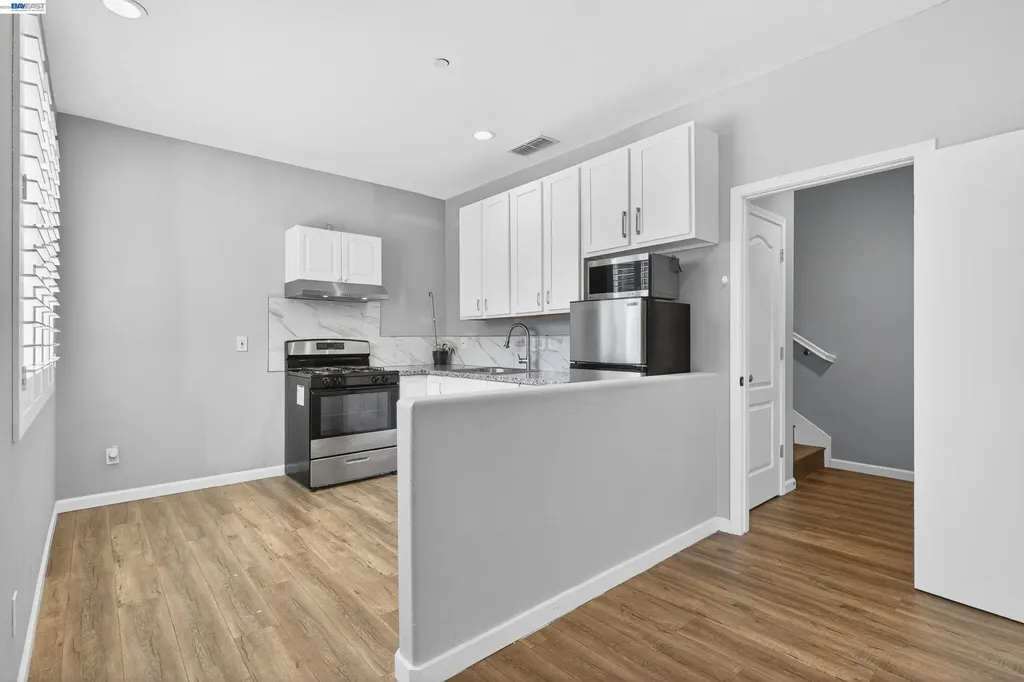 431 Colina Way El Sobrante CA 94803