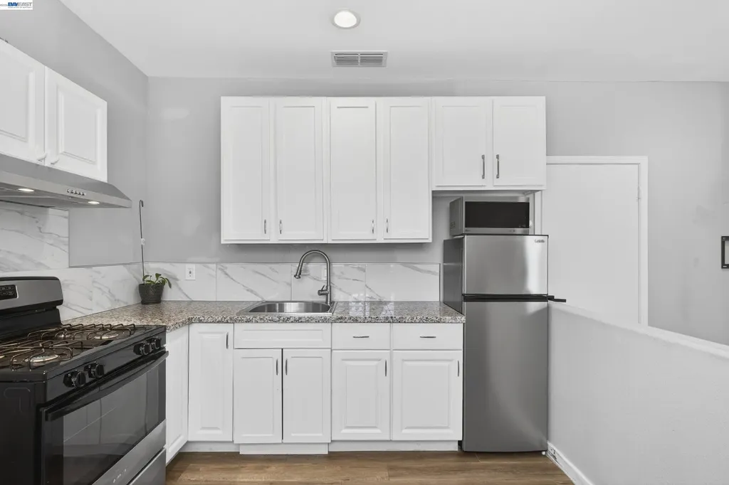 431 Colina Way El Sobrante CA 94803