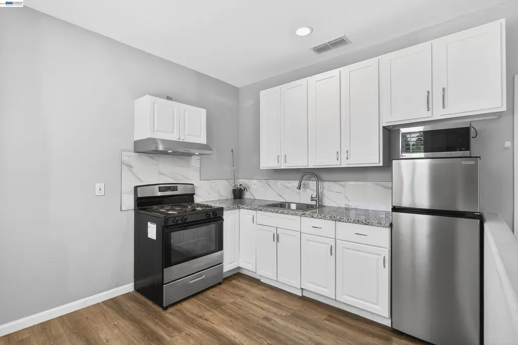431 Colina Way El Sobrante CA 94803