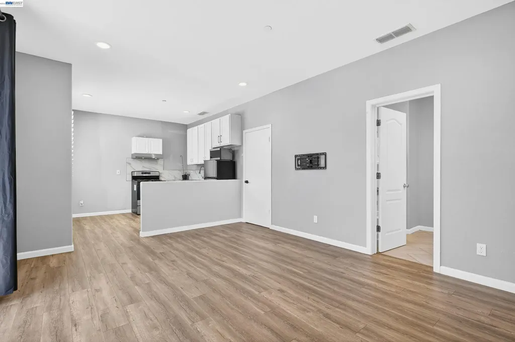 431 Colina Way El Sobrante CA 94803