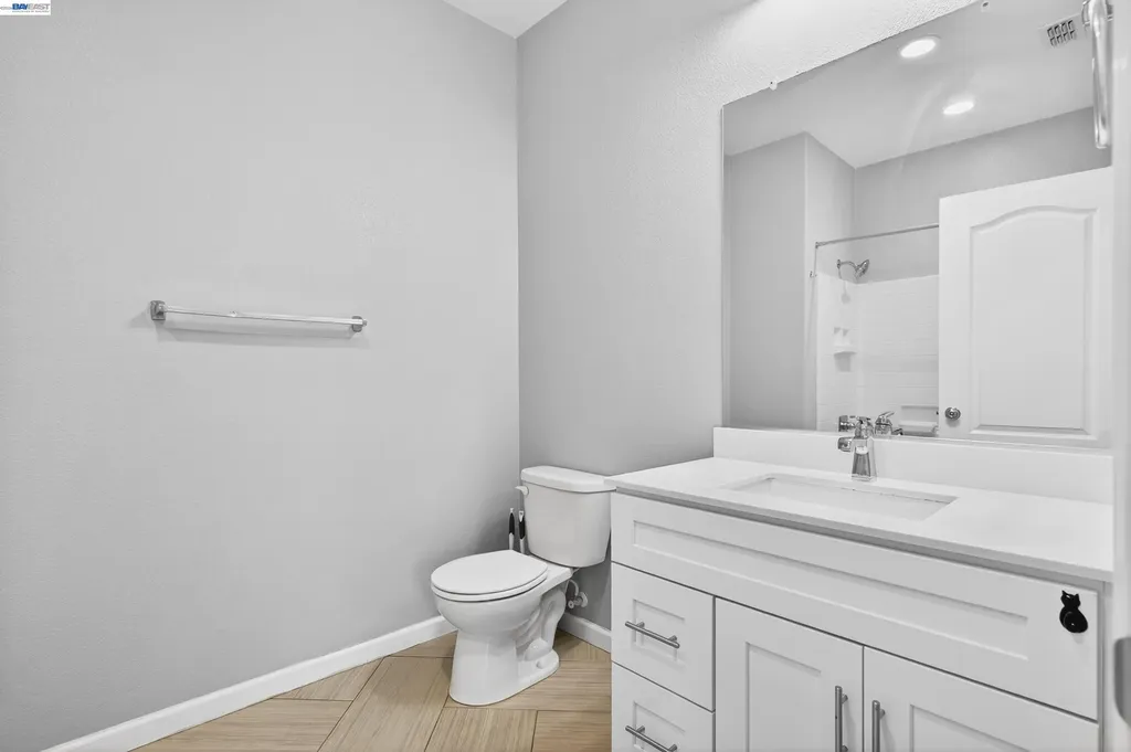 431 Colina Way El Sobrante CA 94803