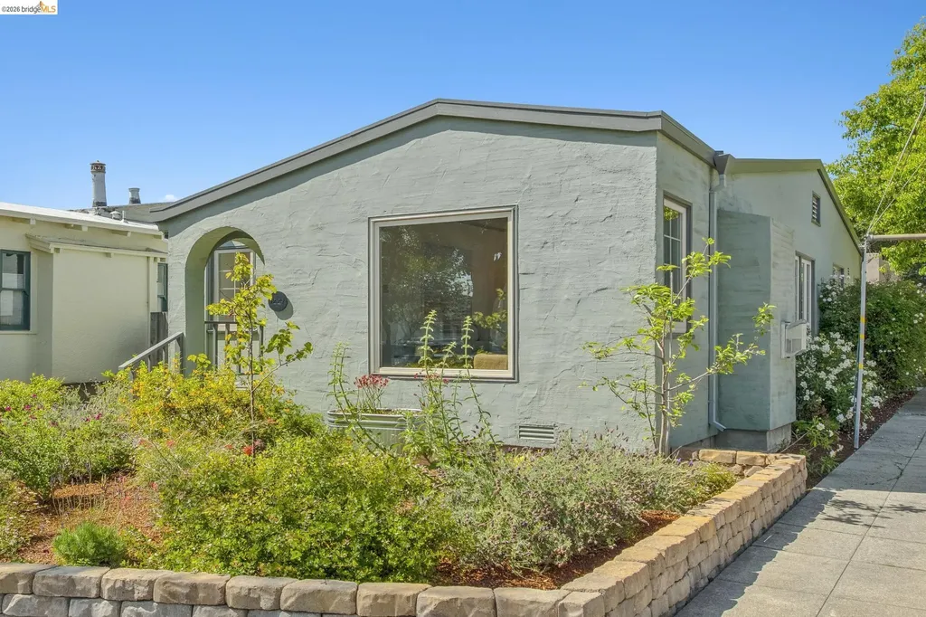 1229 Hopkins Street Berkeley CA 94702