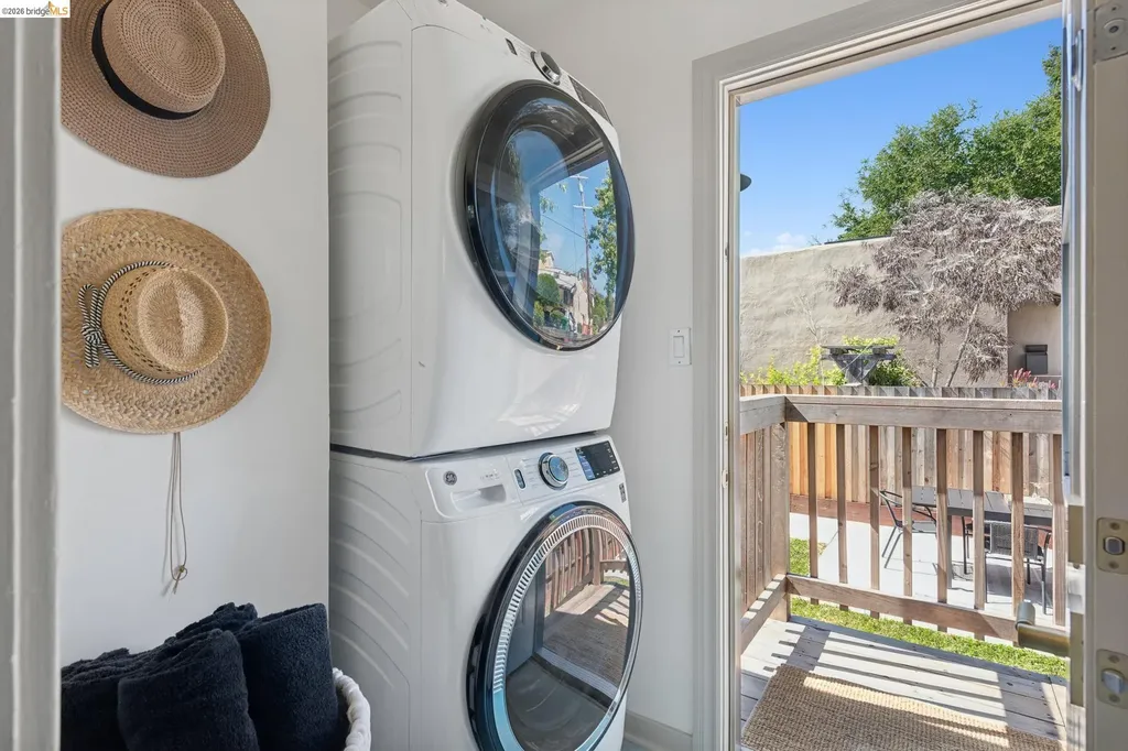 1229 Hopkins Street Berkeley CA 94702