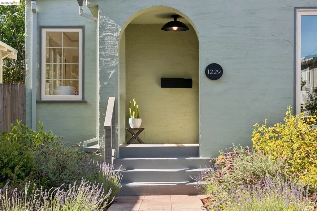 1229 Hopkins Street Berkeley CA 94702