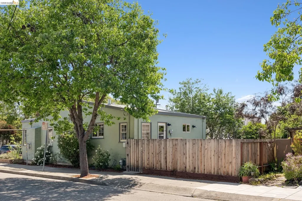1229 Hopkins Street Berkeley CA 94702
