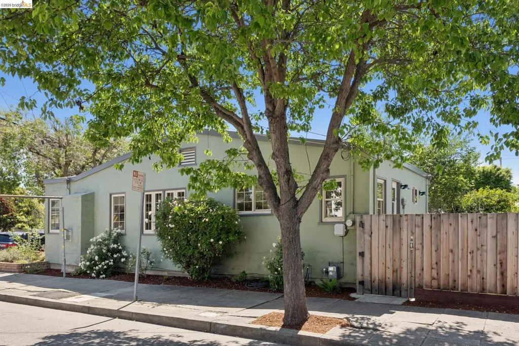 1229 Hopkins Street Berkeley CA 94702