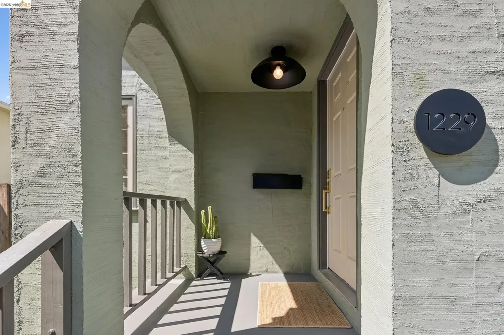 1229 Hopkins Street Berkeley CA 94702