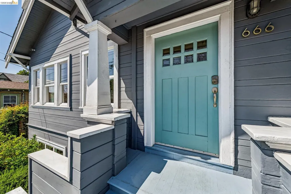666 46th Street Oakland CA 94609