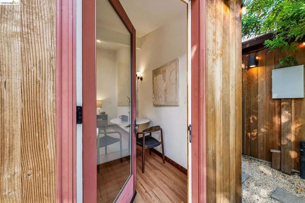 666 46th Street Oakland CA 94609