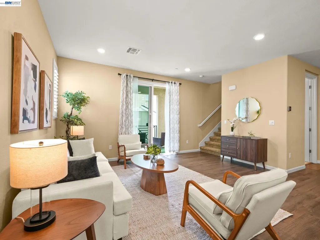 7045 Coombsville Loop Dublin CA 94568