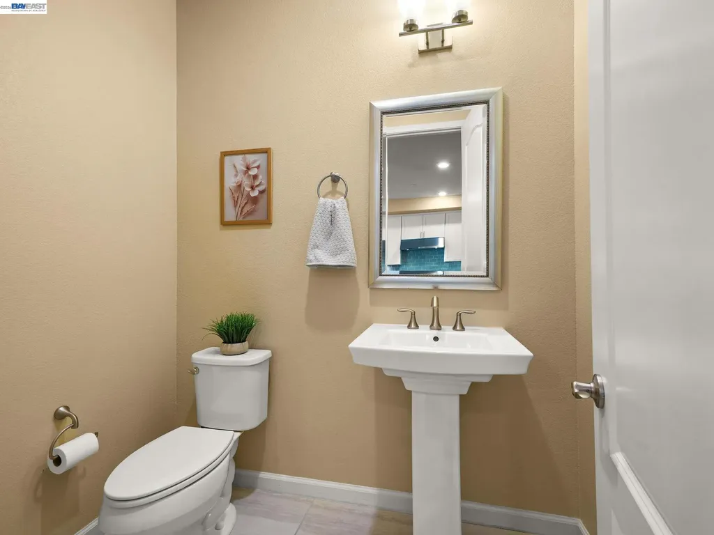 7045 Coombsville Loop Dublin CA 94568