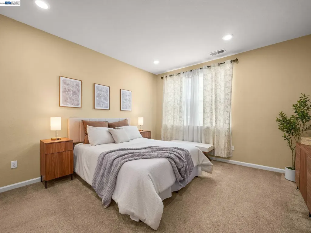 7045 Coombsville Loop Dublin CA 94568