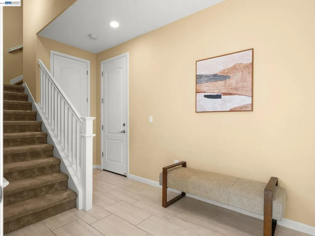 7045 Coombsville Loop Dublin CA 94568