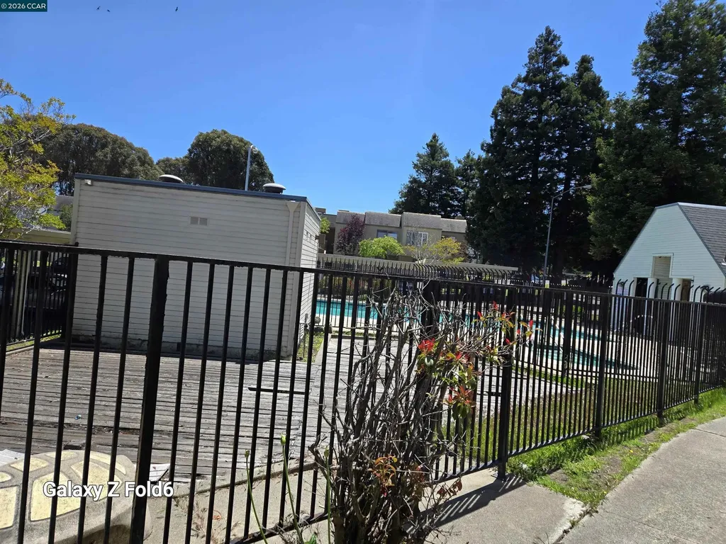 2753 East Court Richmond CA 94806