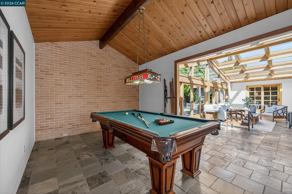 131 Corte Del Prado Walnut Creek CA 94598