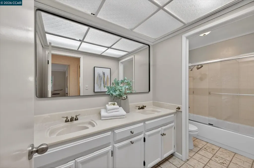 131 Corte Del Prado Walnut Creek CA 94598