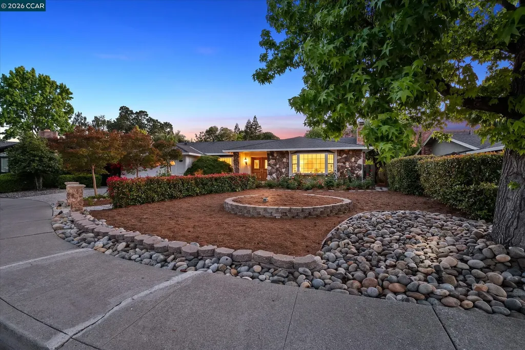 131 Corte Del Prado Walnut Creek CA 94598