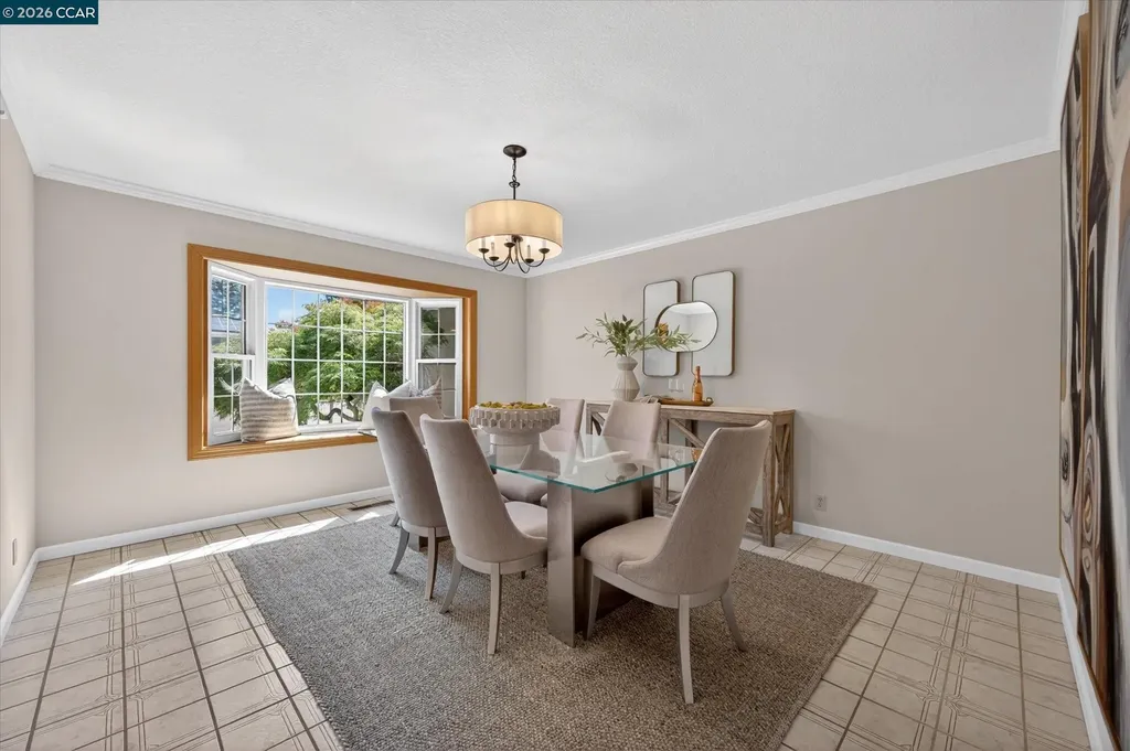 131 Corte Del Prado Walnut Creek CA 94598