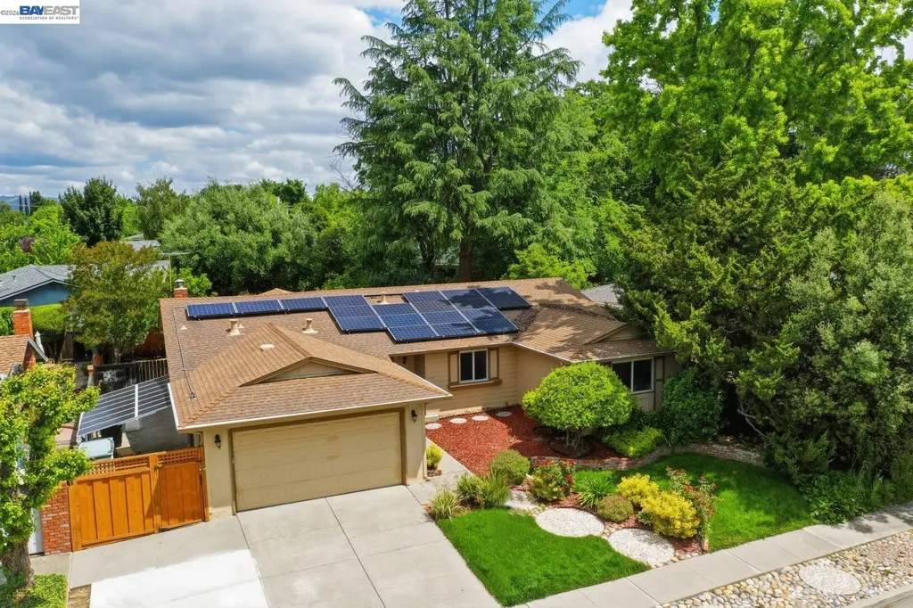 1621 Harvest Road Pleasanton CA 94566