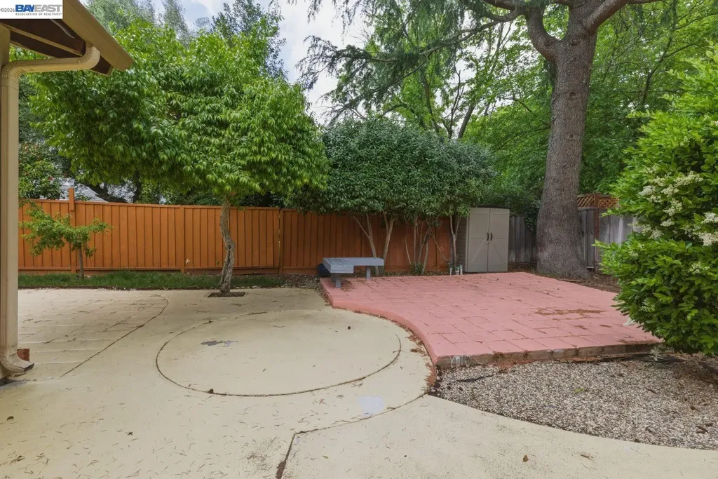 1621 Harvest Road Pleasanton CA 94566